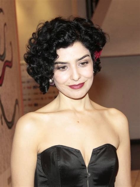 leticia sabatella cabelo curto